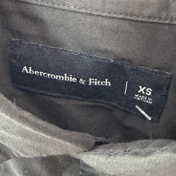Abercrombie & Fitch Black Casual Button Down Shirt - Picture 7 of 7